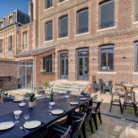 Magnifique 240m2 Plein Centre - 600m - 2 A 15 Personnes * Dieppe
